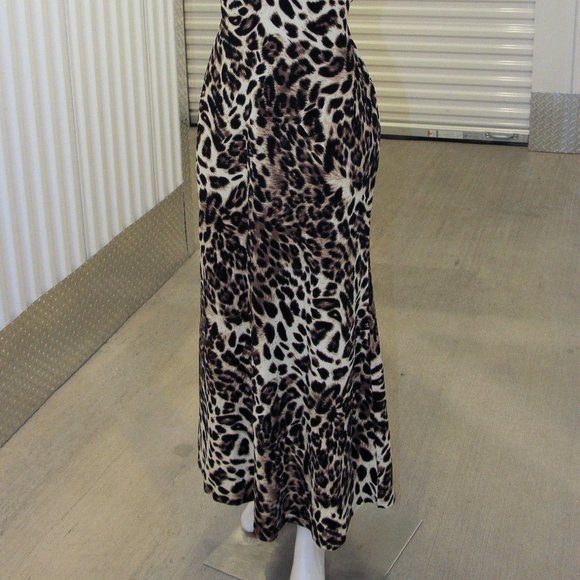 Animal Print Halter Maxi Dress NWT - Picture 2 of 5